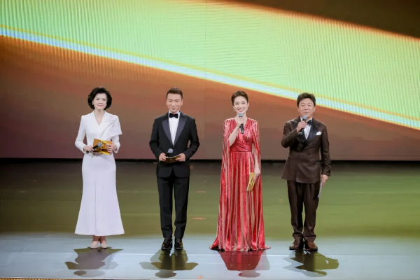 华表奖遵循揭晓！《哪吒2》获奖赏，张译再获优秀男演员奖