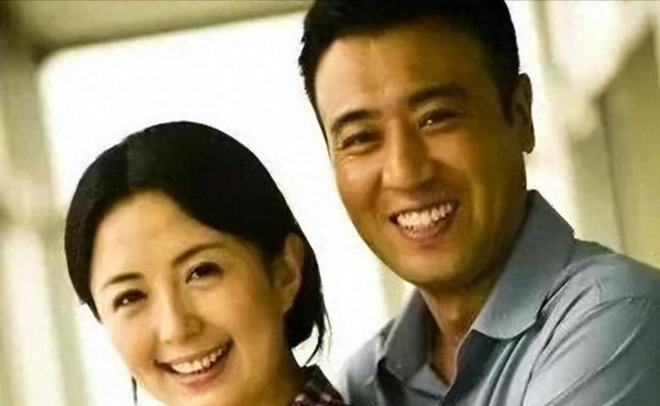 “藏”了这样多年，原来她即是于和伟夫人，真的娶个贤妻旺三代啊